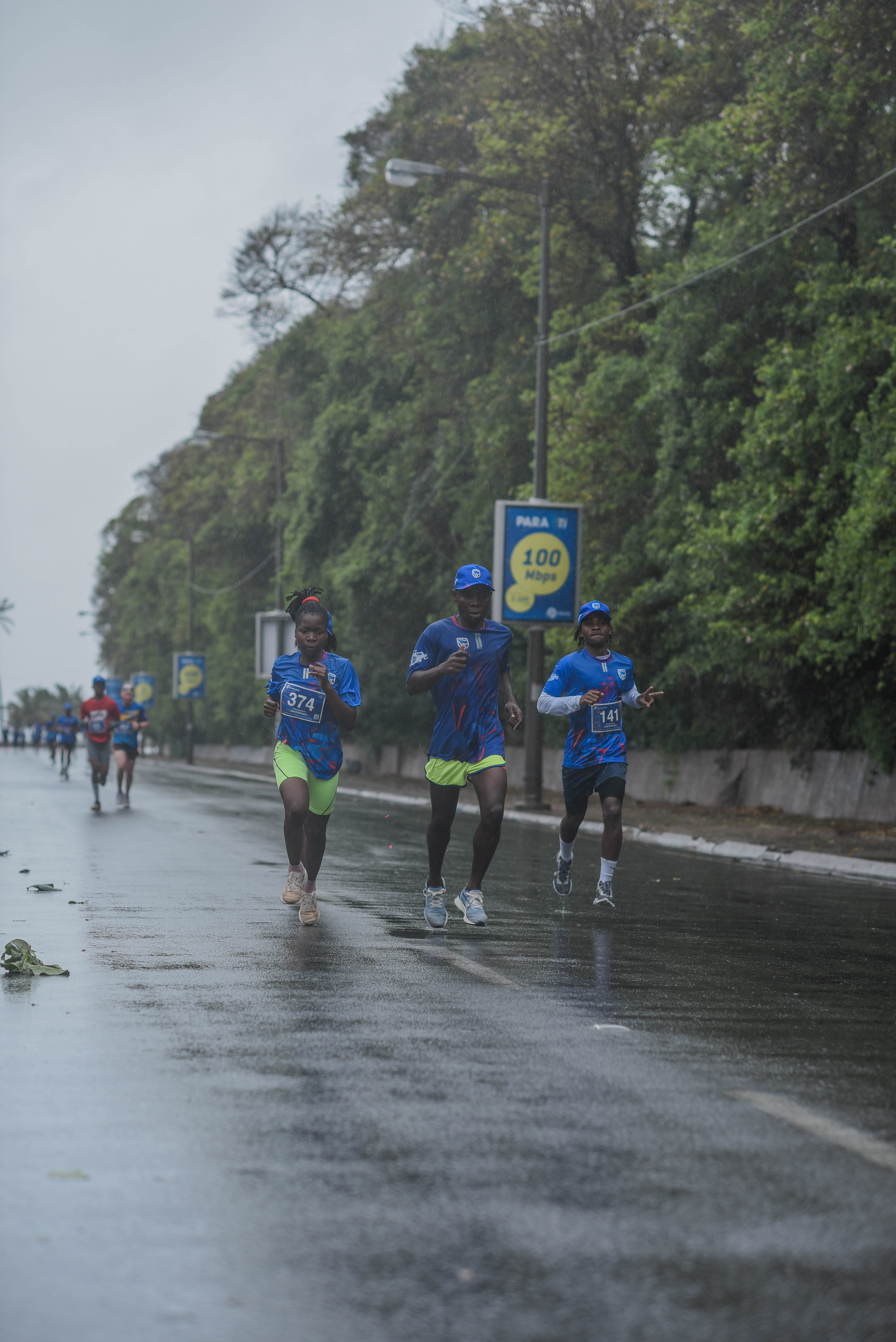 9Corrida Azul.jpg